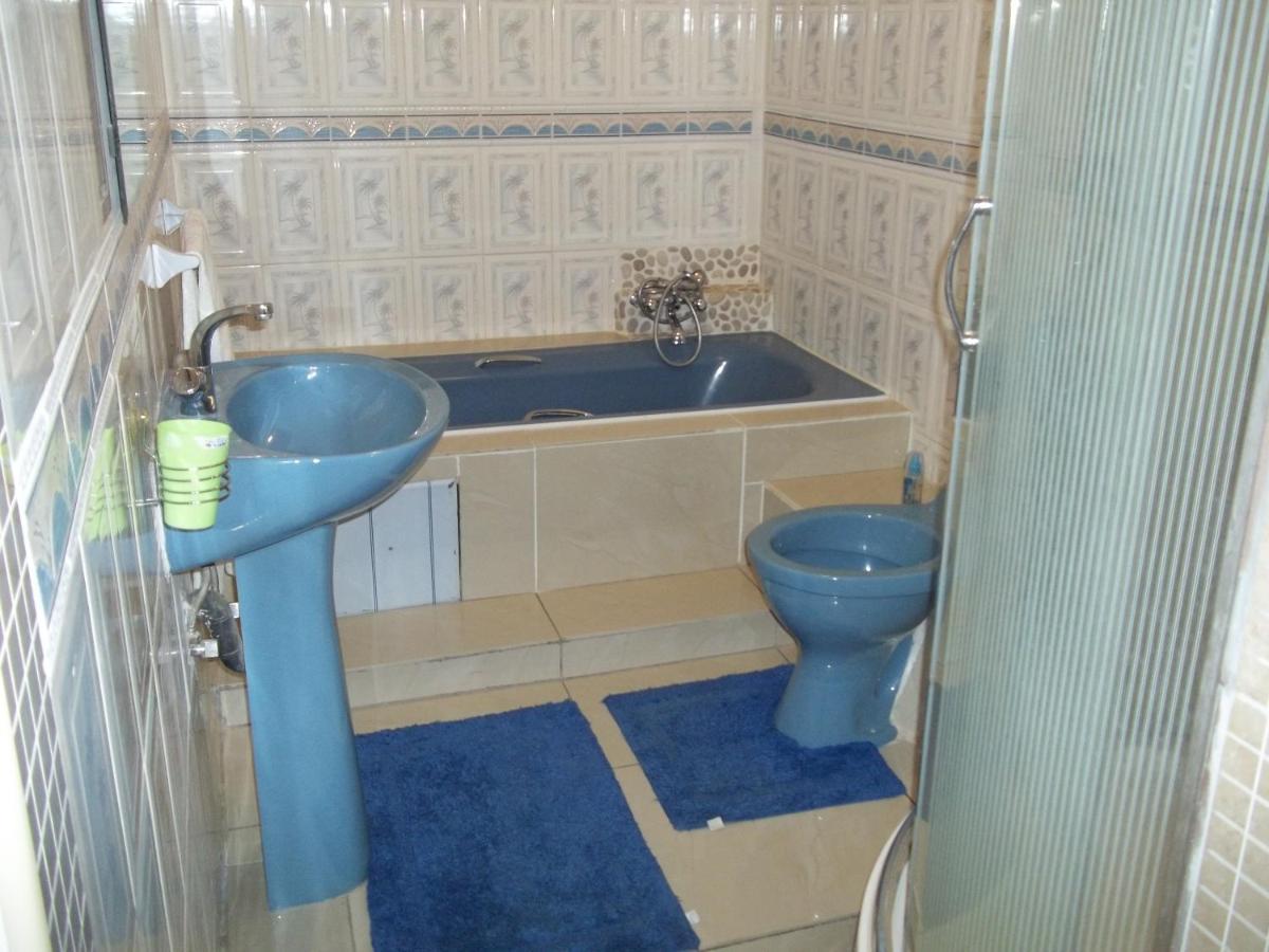 Carlcyn Homestay Gaborone Eksteriør bilde