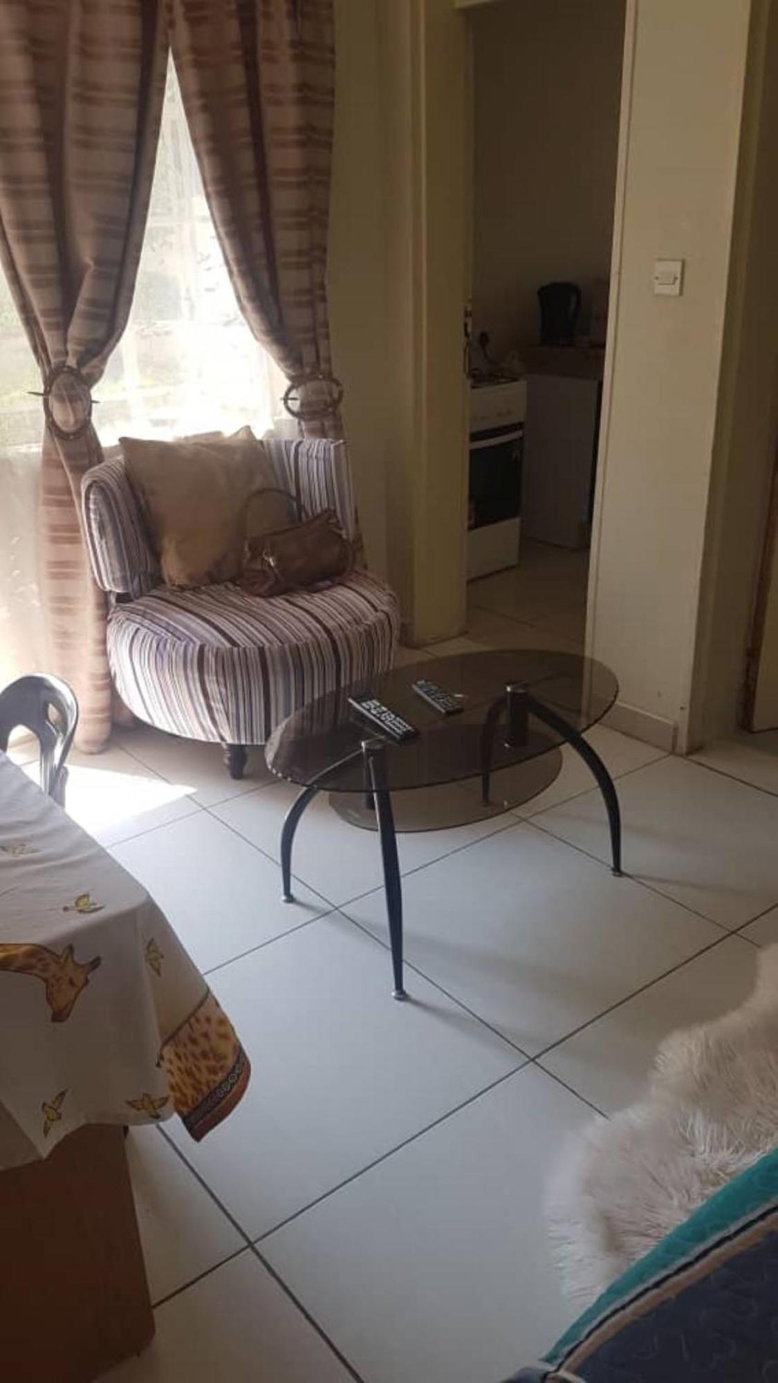 Carlcyn Homestay Gaborone Eksteriør bilde
