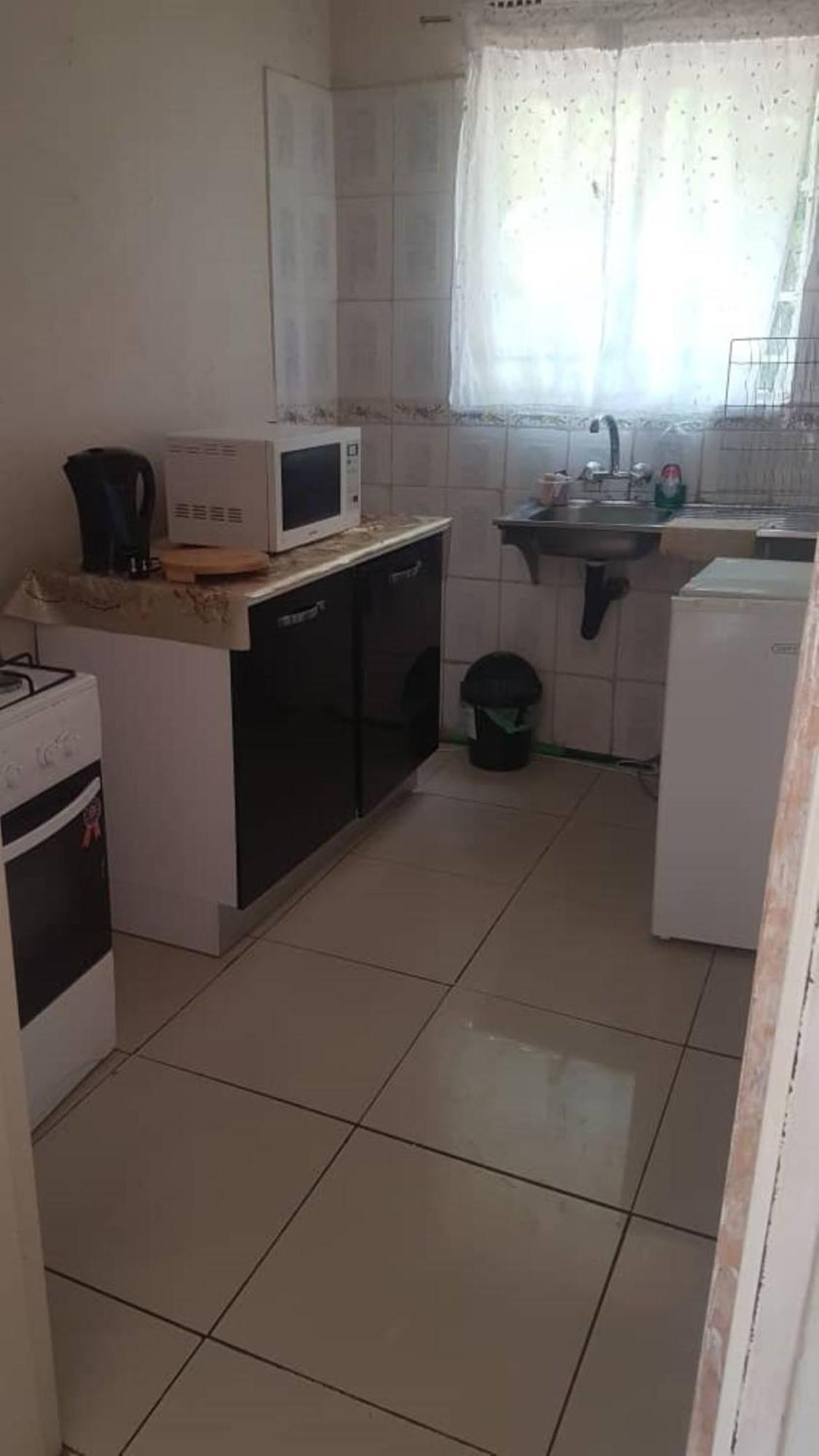Carlcyn Homestay Gaborone Eksteriør bilde